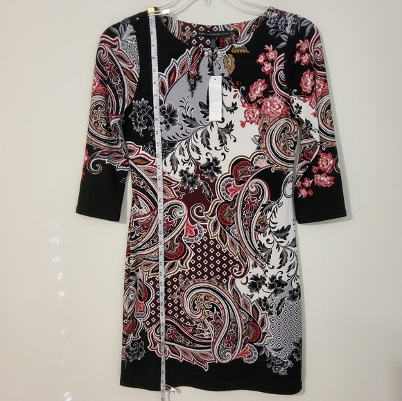 NWT! White House Black Market Paisley Print Keyhole Sheath 3/4 Sleeve Size XS - Picture 2 of 10